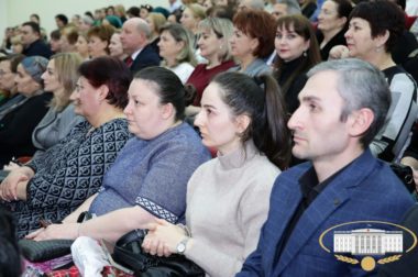 Лидеры регионального этапа конкурсов учителей получат по 100 тыс. рублей в КБР