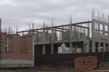 В Нальчике в микрорайоне «Вольный Аул» строят новую школу на 800 мест