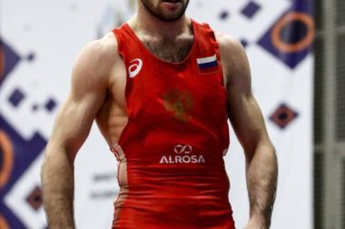 Виталий Кабалоев завоевывает пятый титул чемпиона России по греко-римской борьбе